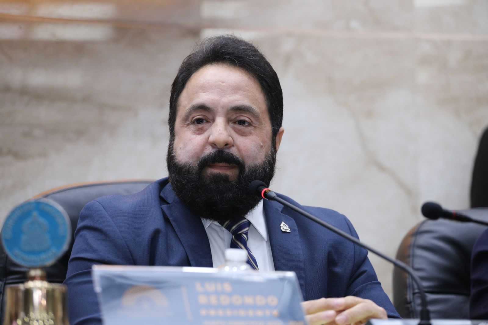 Presidente Luis Redondo nombra Comisión Especial para investigar actuaciones del ex fiscal general y ex fiscal general adjunto 